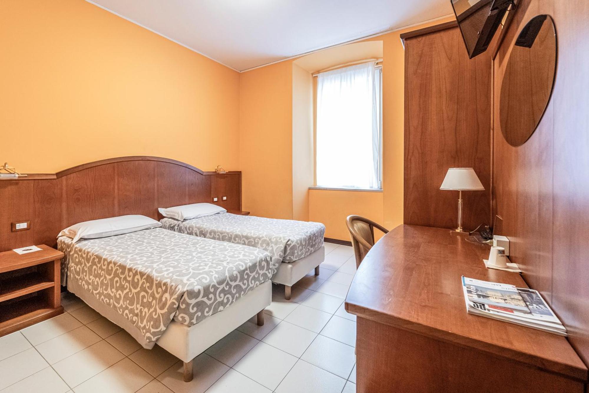 Hotel Italia Trieste Exterior photo