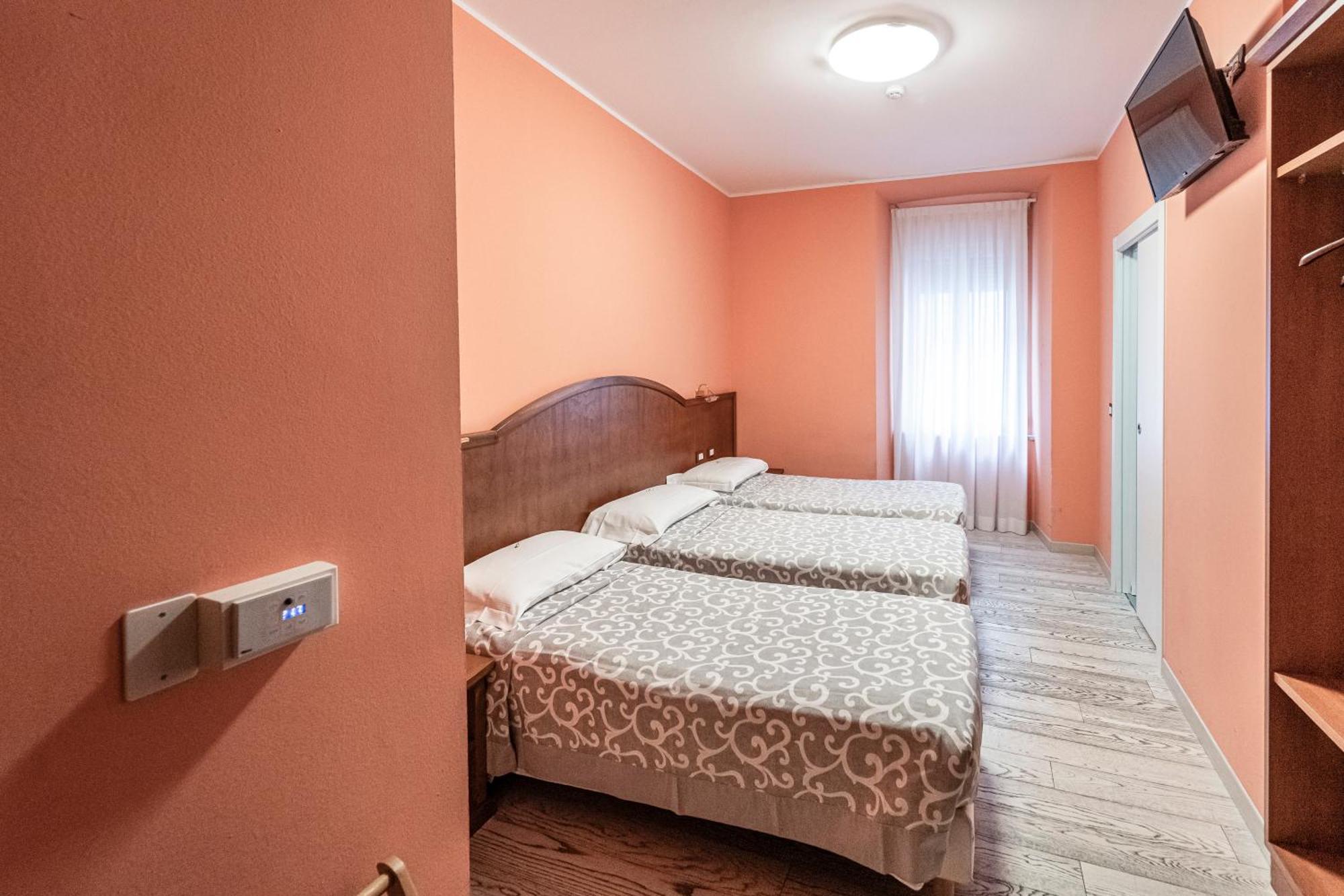 Hotel Italia Trieste Exterior photo